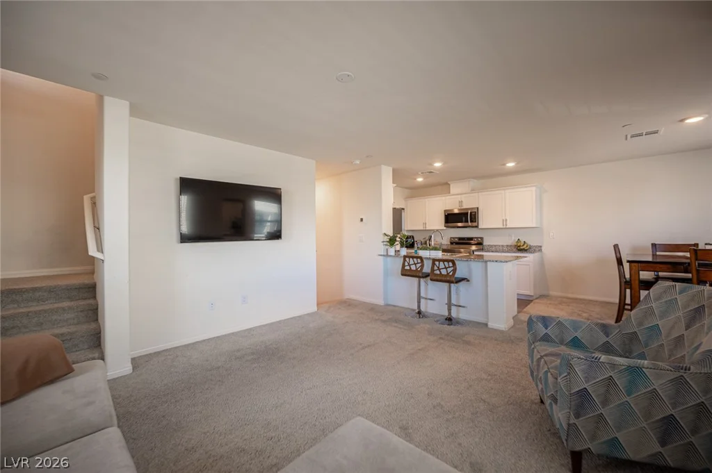 2673 Champagne Gold, North Las Vegas, NV 89086