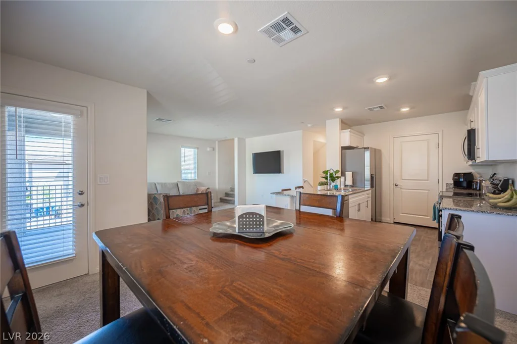 2673 Champagne Gold, North Las Vegas, NV 89086