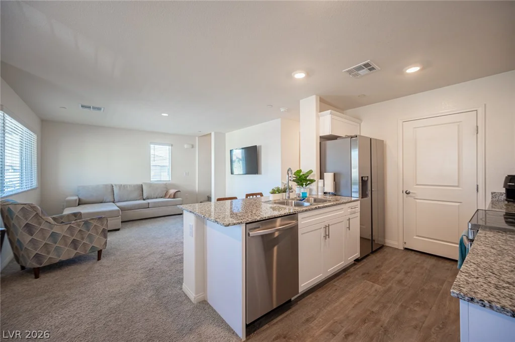 2673 Champagne Gold, North Las Vegas, NV 89086