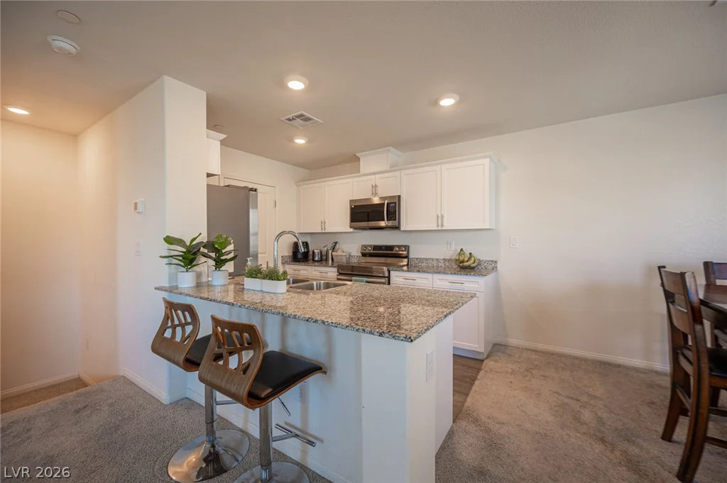 2673 Champagne Gold, North Las Vegas, NV 89086