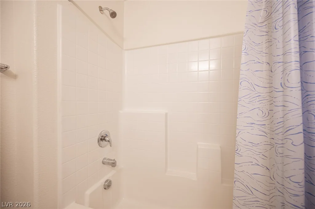 2673 Champagne Gold, North Las Vegas, NV 89086
