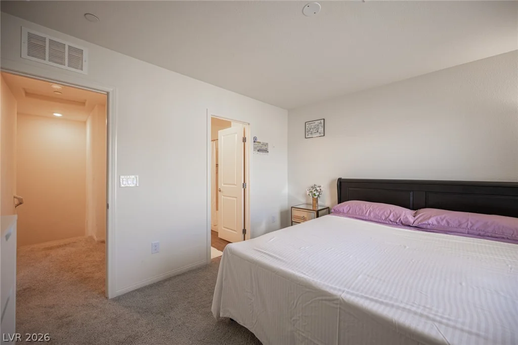 2673 Champagne Gold, North Las Vegas, NV 89086