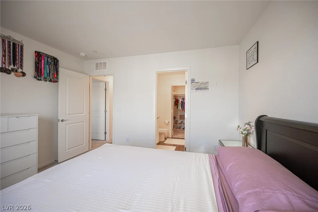 2673 Champagne Gold, North Las Vegas, NV 89086