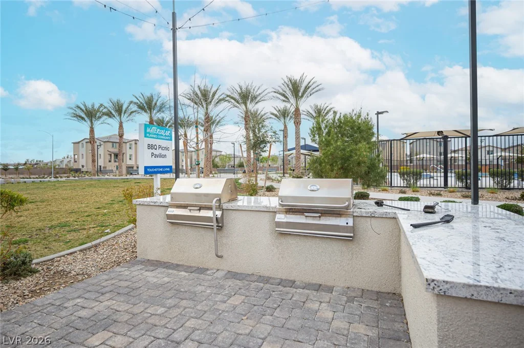 2673 Champagne Gold, North Las Vegas, NV 89086