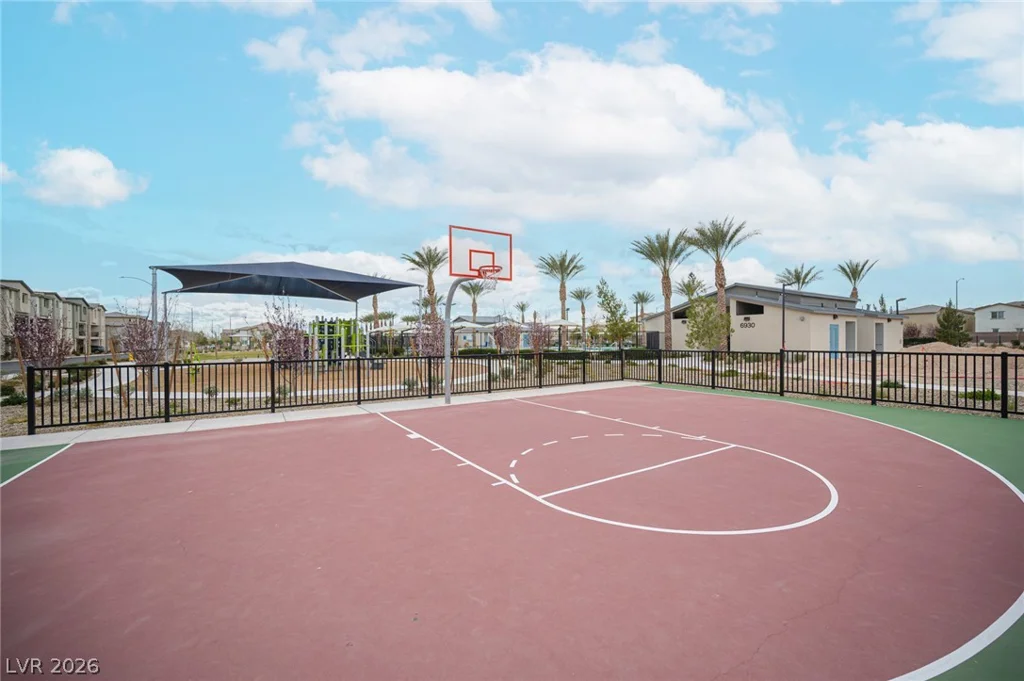 2673 Champagne Gold, North Las Vegas, NV 89086