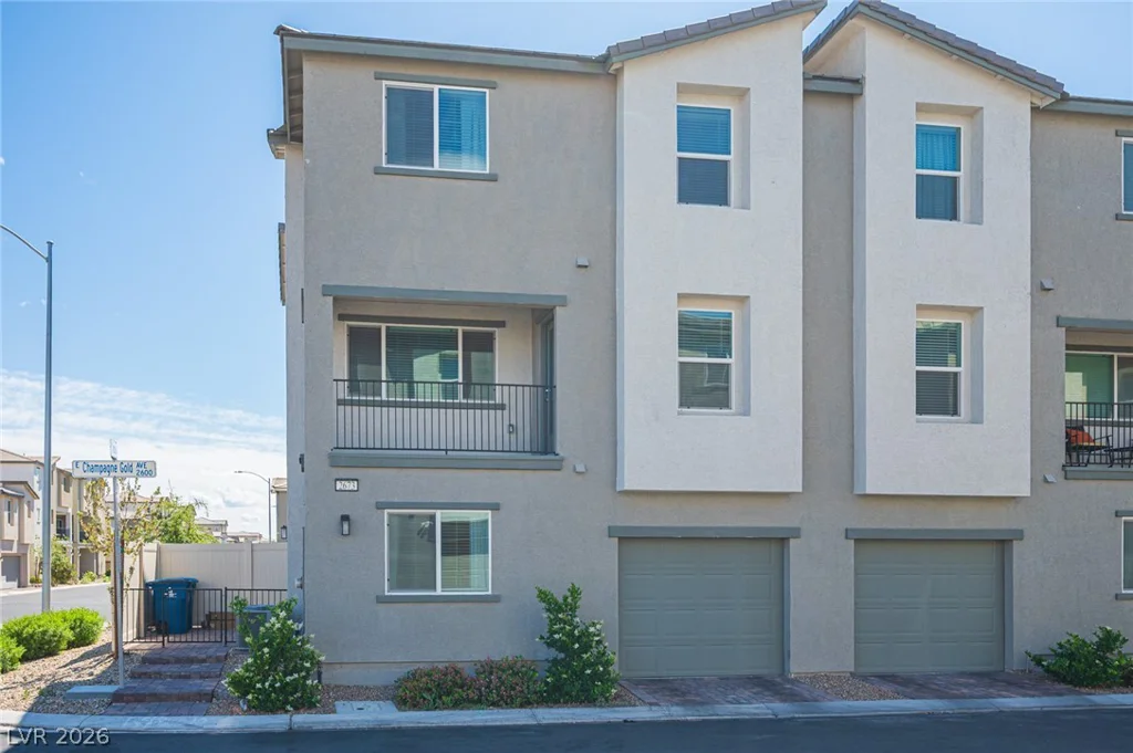 2673 Champagne Gold, North Las Vegas, NV 89086