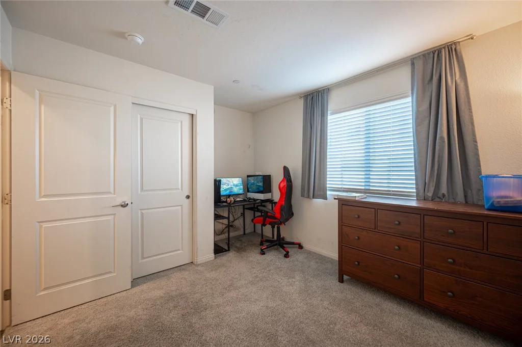 2673 Champagne Gold, North Las Vegas, NV 89086