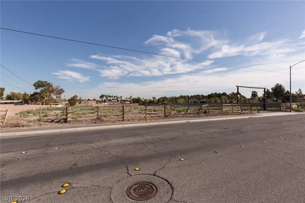 3842 Patrick, Las Vegas, NV 89120