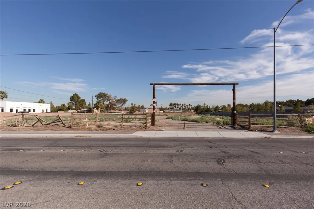 3842 Patrick, Las Vegas, NV 89120
