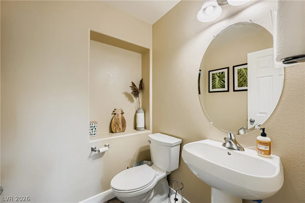 4104 Fabulous Finches, North Las Vegas, NV 89084