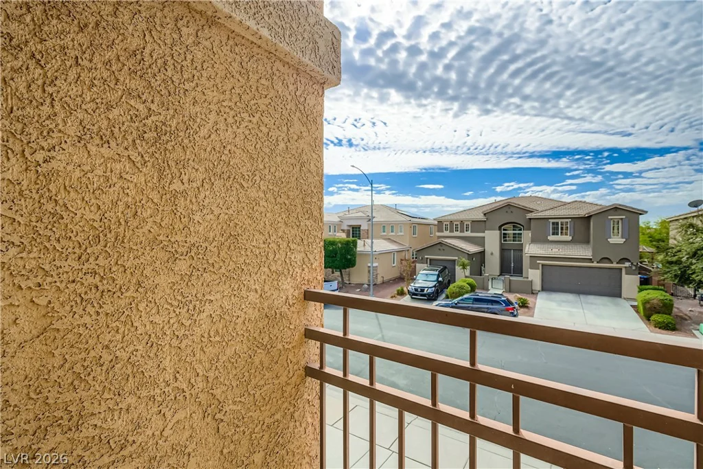 4104 Fabulous Finches, North Las Vegas, NV 89084