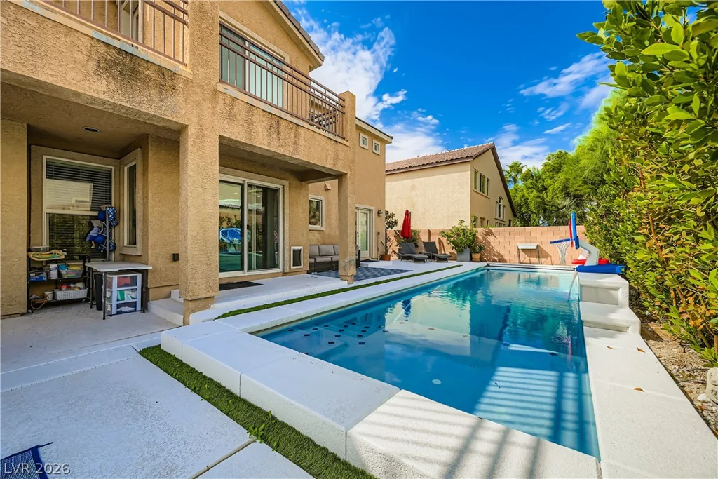 4104 Fabulous Finches, North Las Vegas, NV 89084