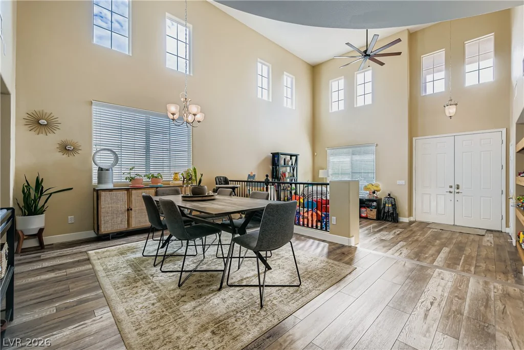 4104 Fabulous Finches, North Las Vegas, NV 89084