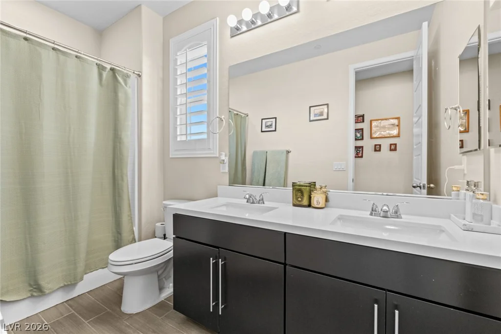664 Sostenuto, Henderson, NV 89011