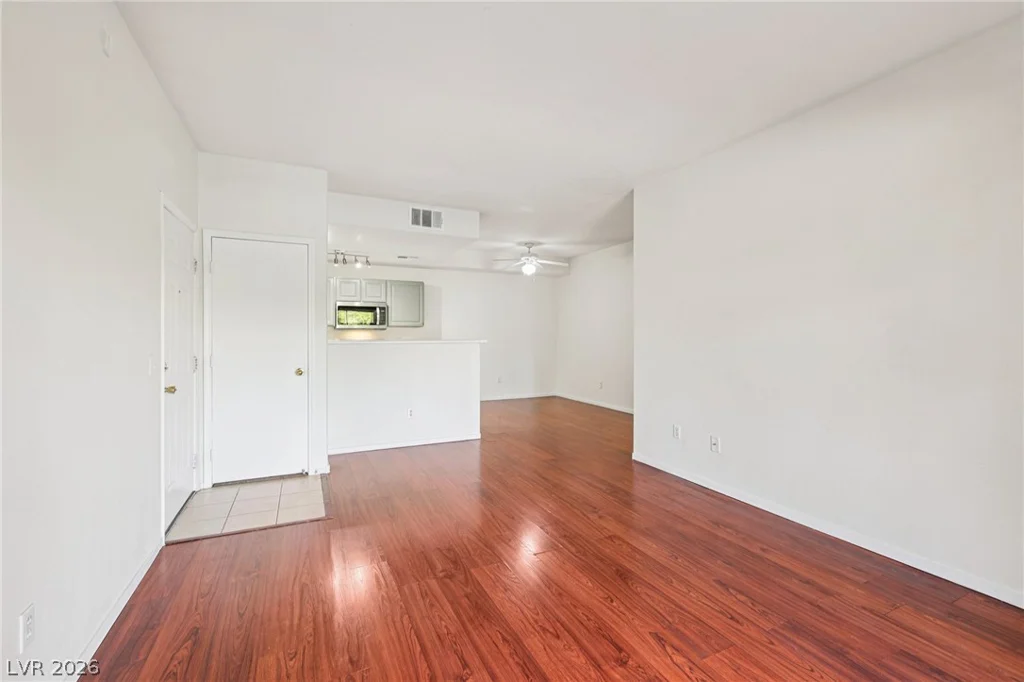 8250 Grand Canyon, Las Vegas, NV 89166