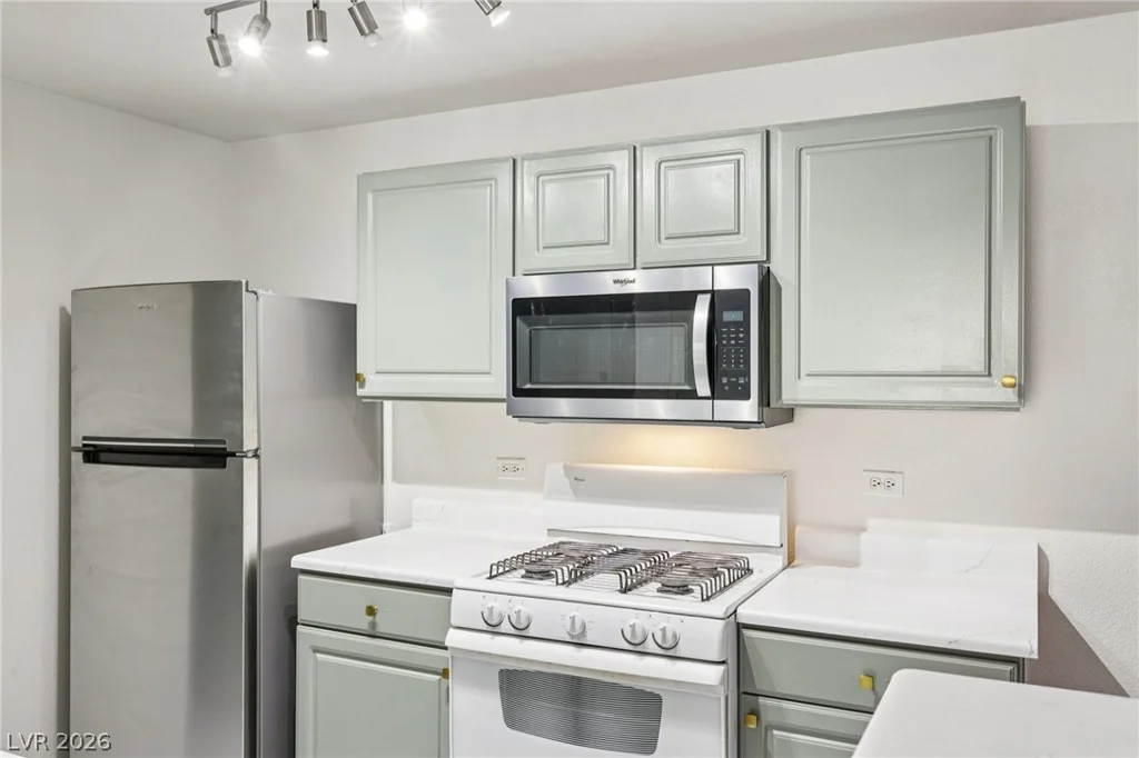 8250 Grand Canyon, Las Vegas, NV 89166