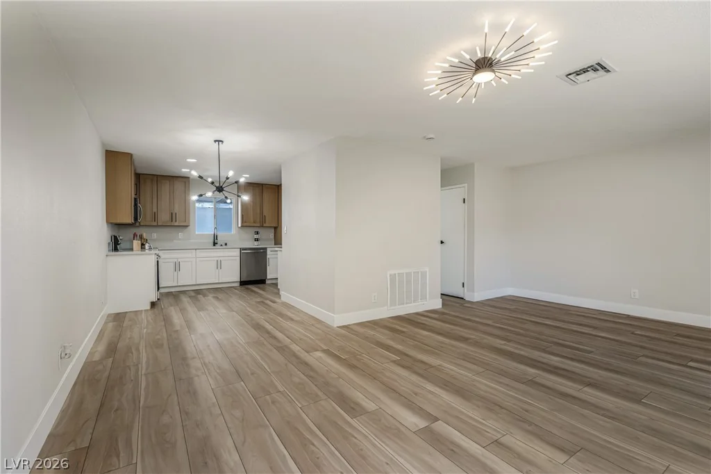 187 Greenbriar Townhouse, Las Vegas, NV 89121