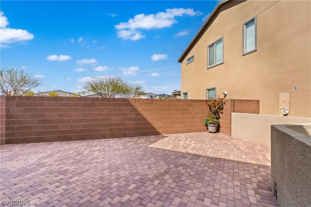 1422 Crimson Sunbird, North Las Vegas, NV 89084
