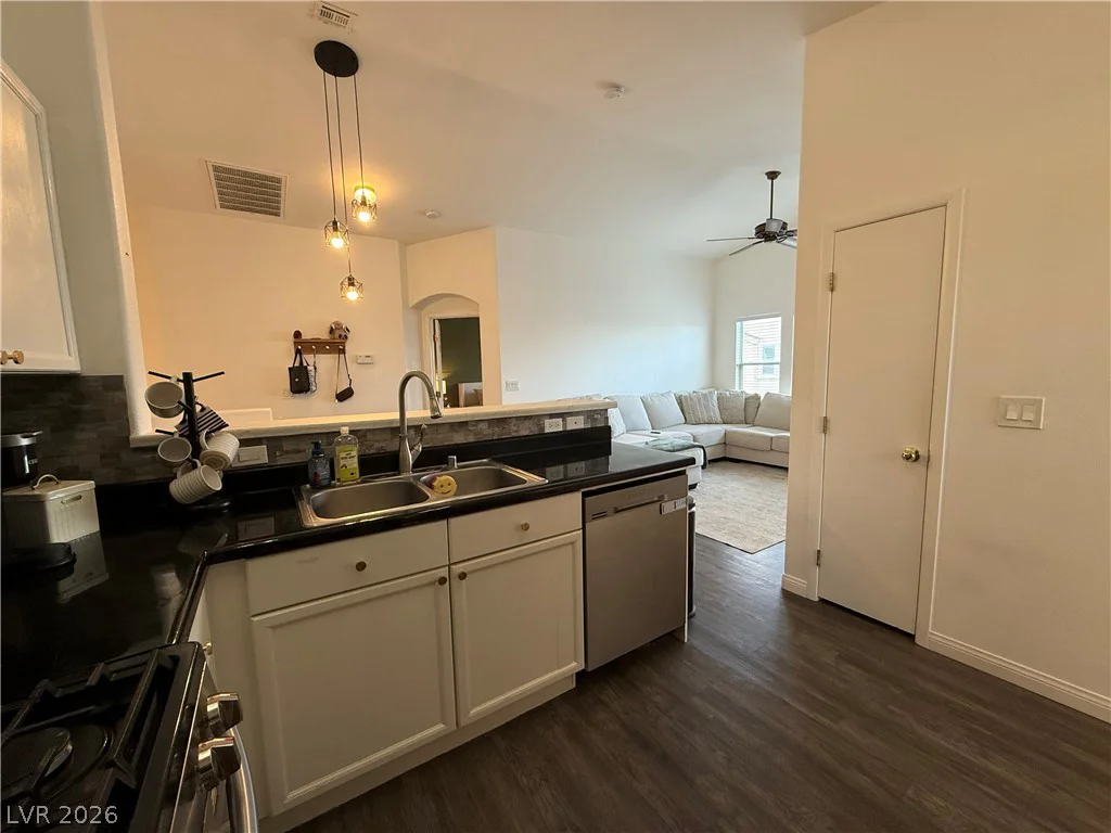 8781 Duncan Barrel, Las Vegas, NV 89178