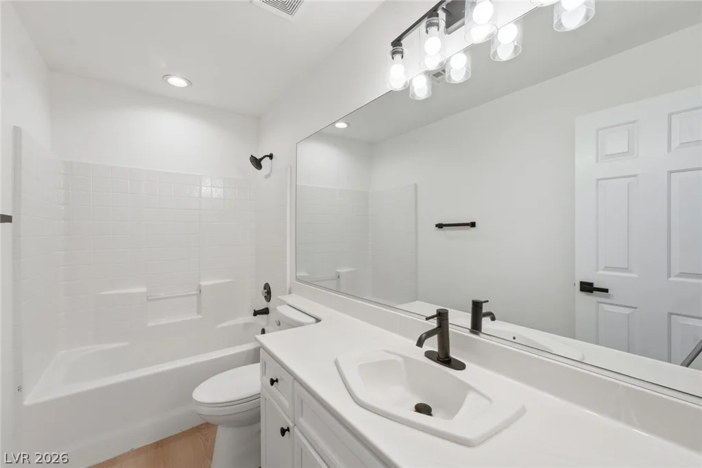 1411 Angelbrook, North Las Vegas, NV 89032