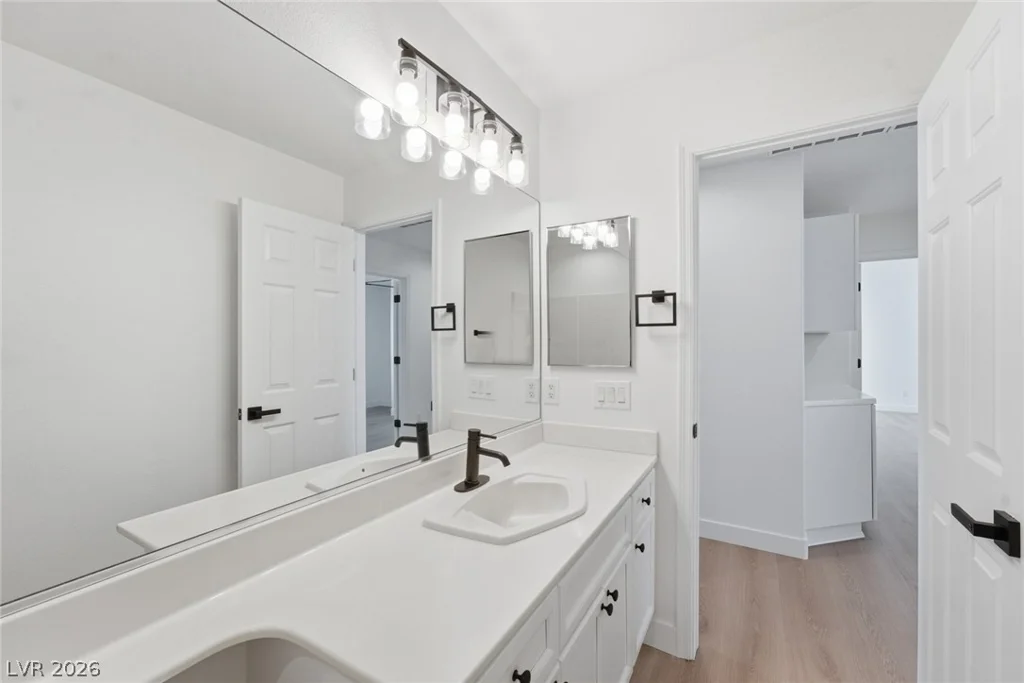 1411 Angelbrook, North Las Vegas, NV 89032