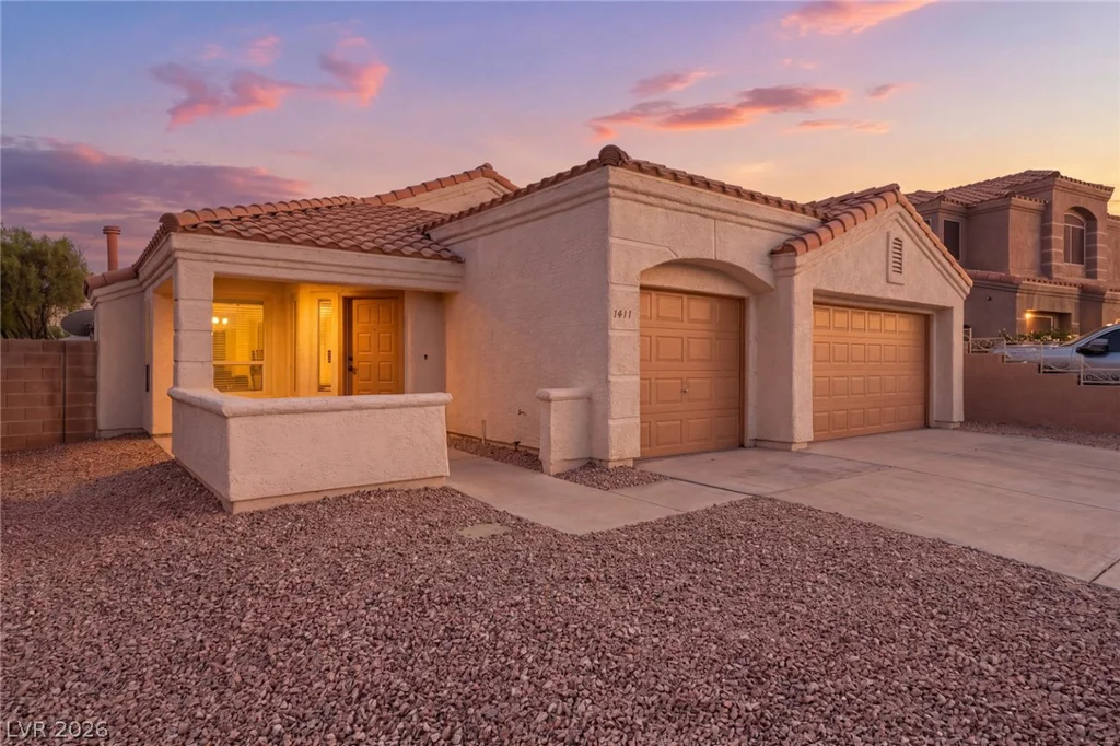 1411 Angelbrook, North Las Vegas, NV 89032