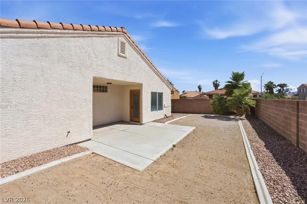 1411 Angelbrook, North Las Vegas, NV 89032
