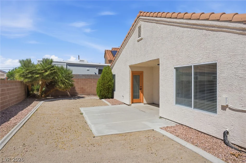 1411 Angelbrook, North Las Vegas, NV 89032