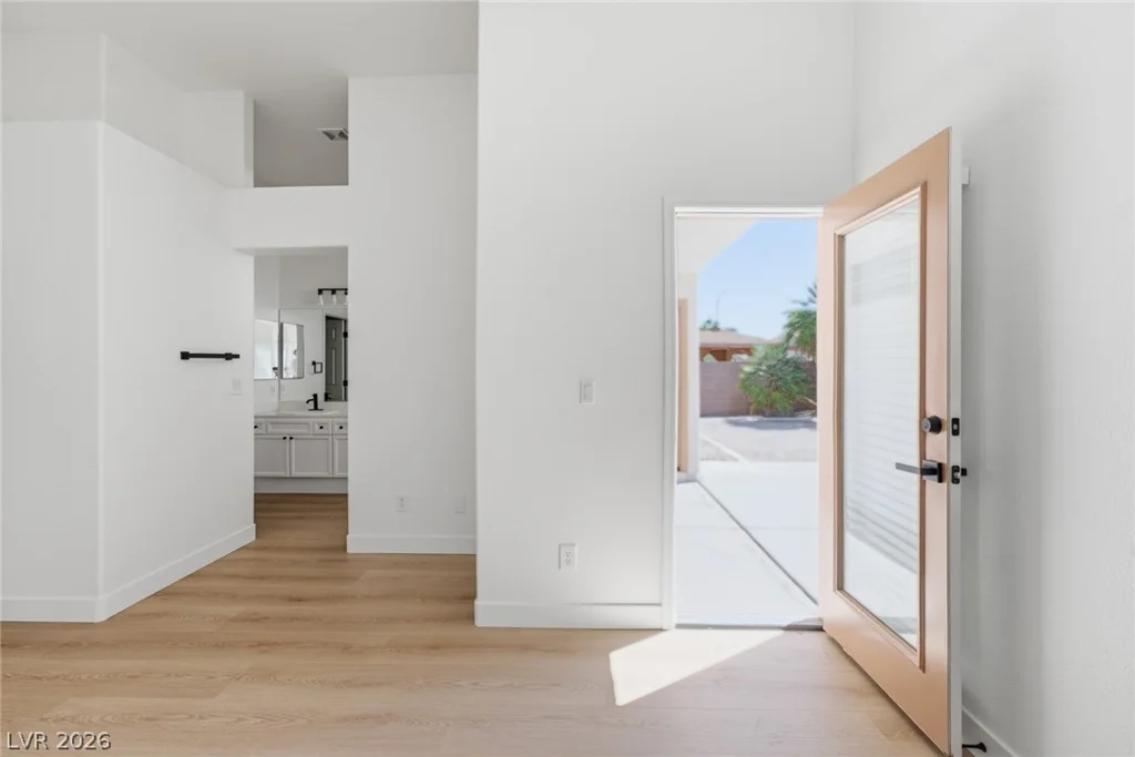 1411 Angelbrook, North Las Vegas, NV 89032