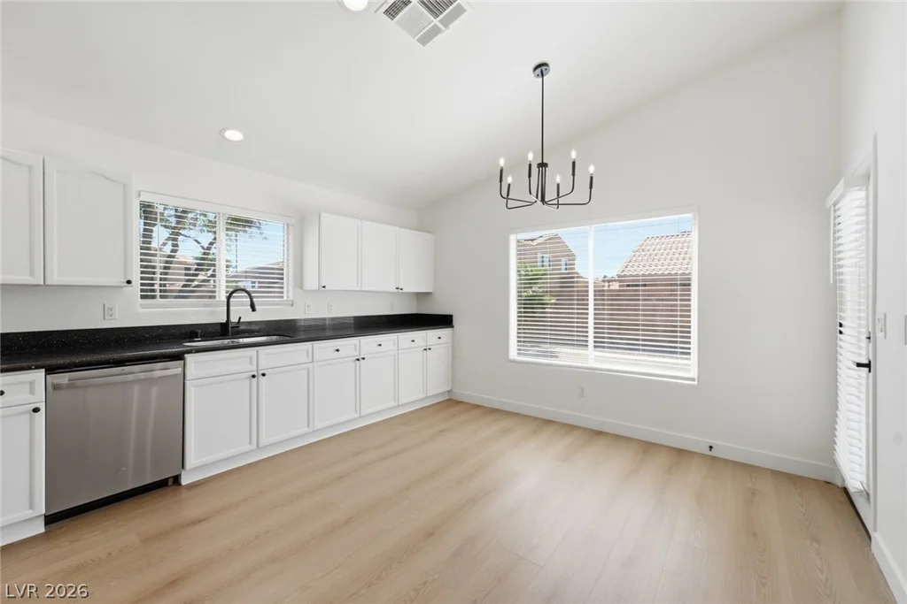 1411 Angelbrook, North Las Vegas, NV 89032