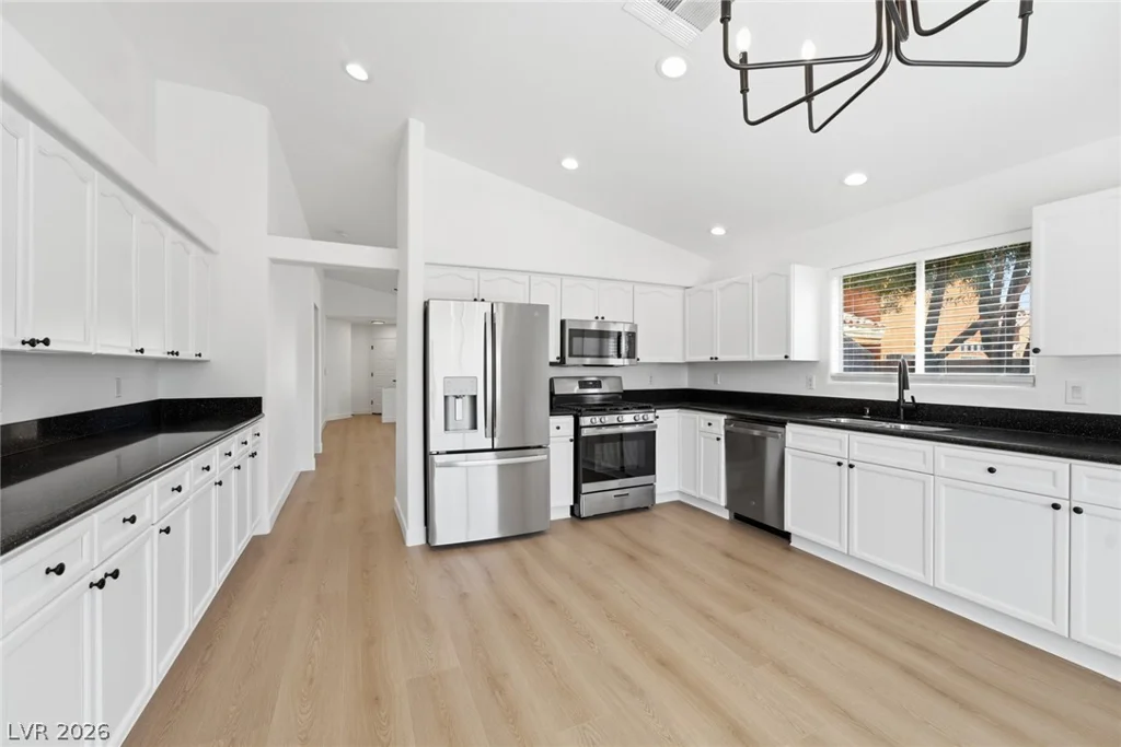 1411 Angelbrook, North Las Vegas, NV 89032