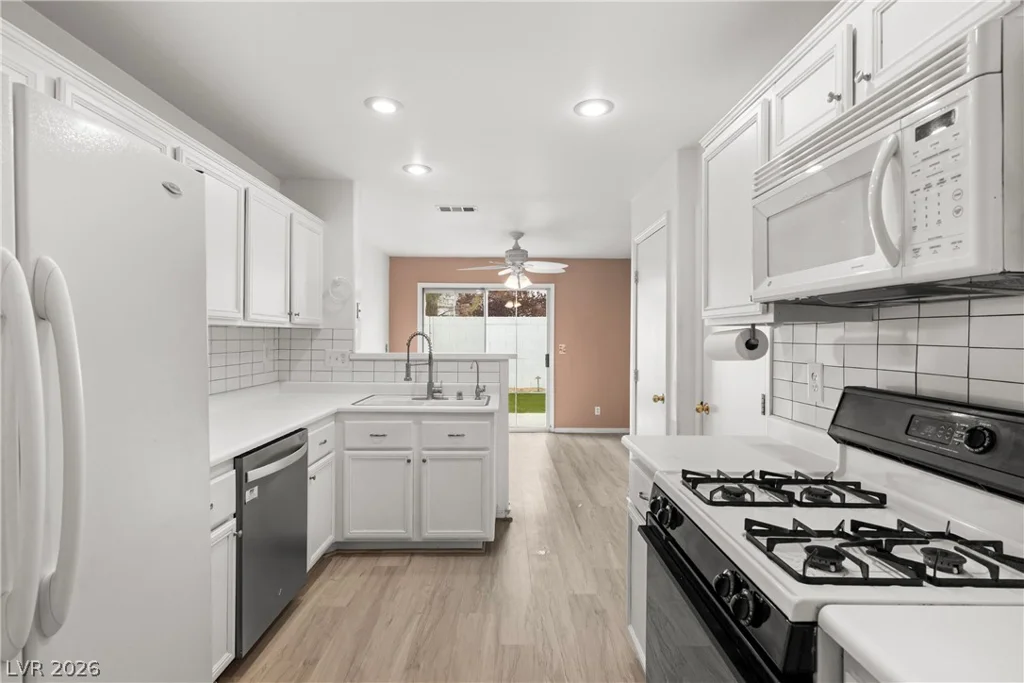 3838 Starfield, Las Vegas, NV 89147