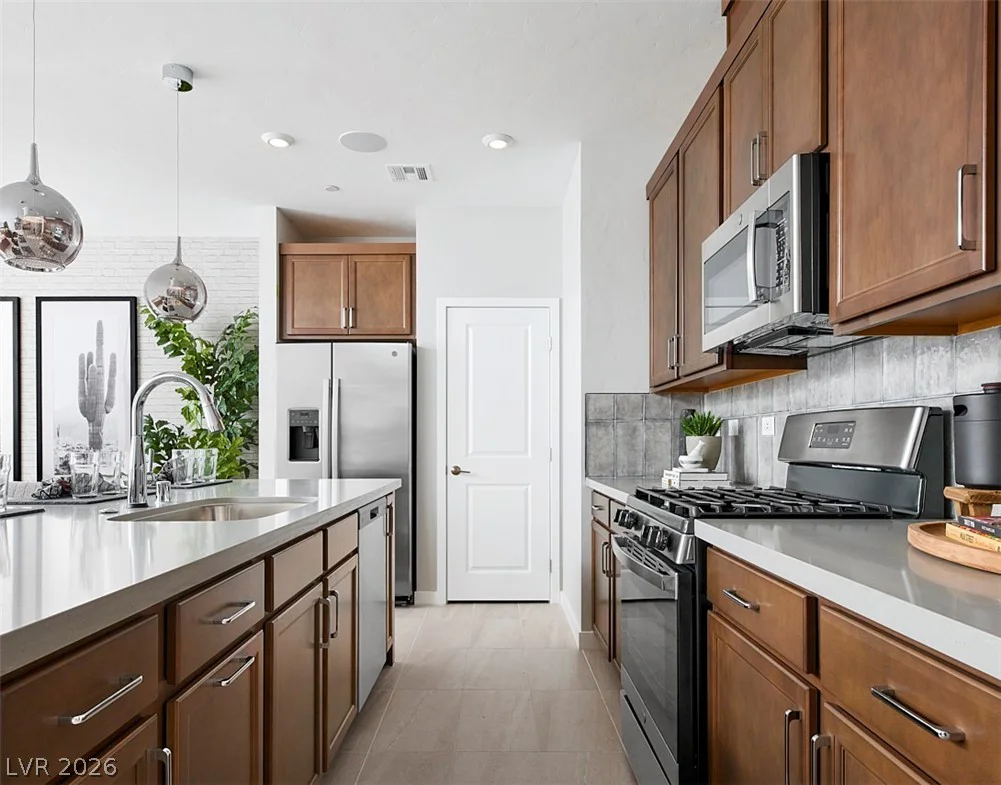 4294 Park Edge, Las Vegas, NV 89141