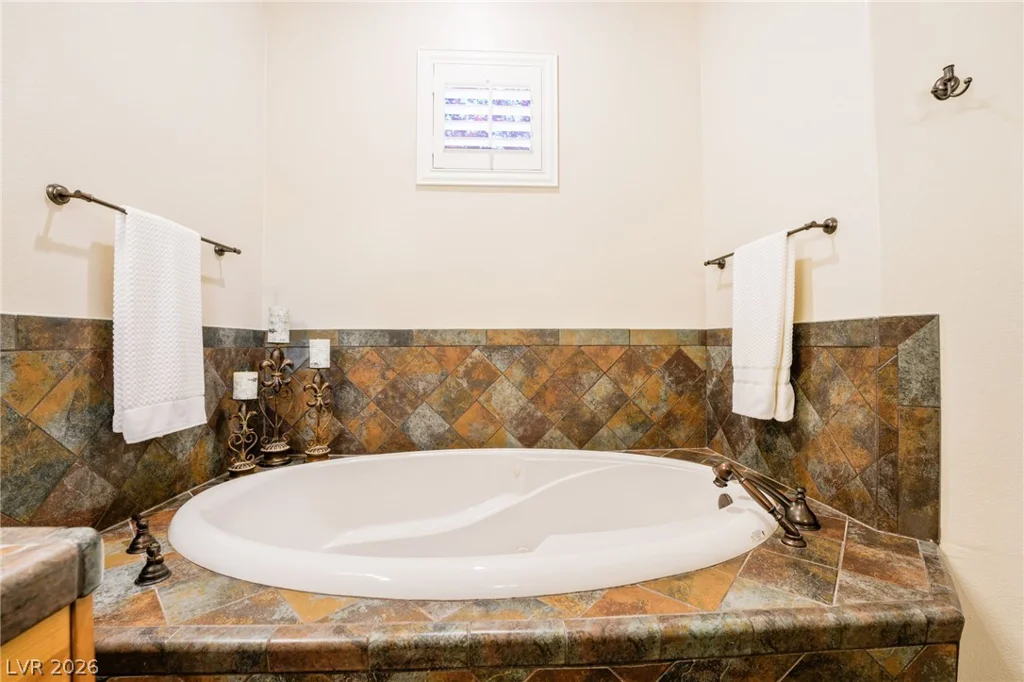 5500 Mary Lou, Pahrump, NV 89061