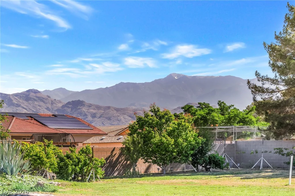 5500 Mary Lou, Pahrump, NV 89061