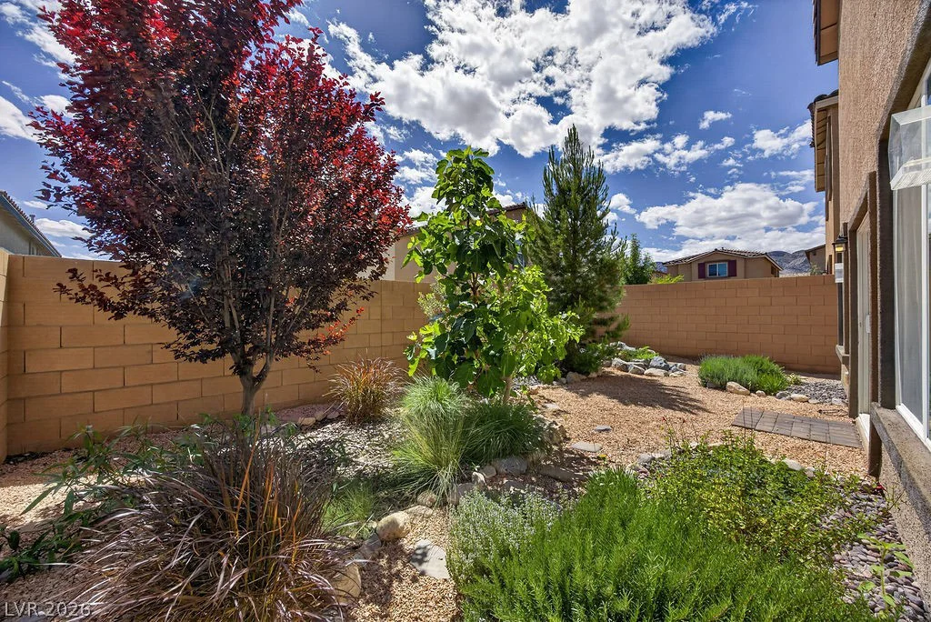 10983 Cambridge Lakes, Las Vegas, NV 89166