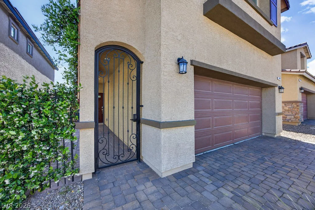 10983 Cambridge Lakes, Las Vegas, NV 89166