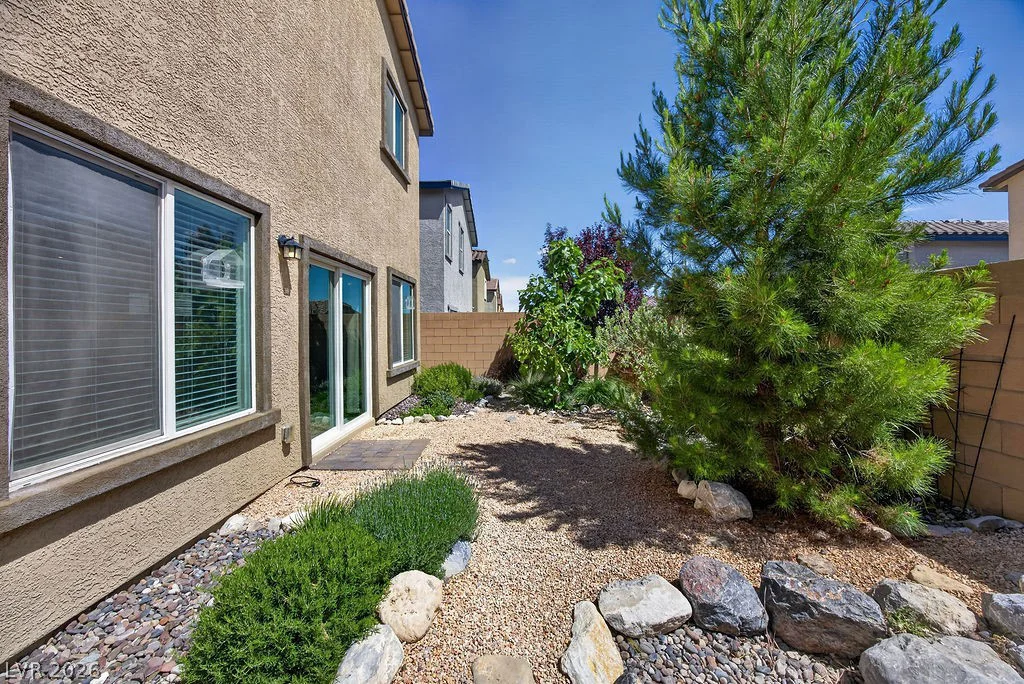 10983 Cambridge Lakes, Las Vegas, NV 89166