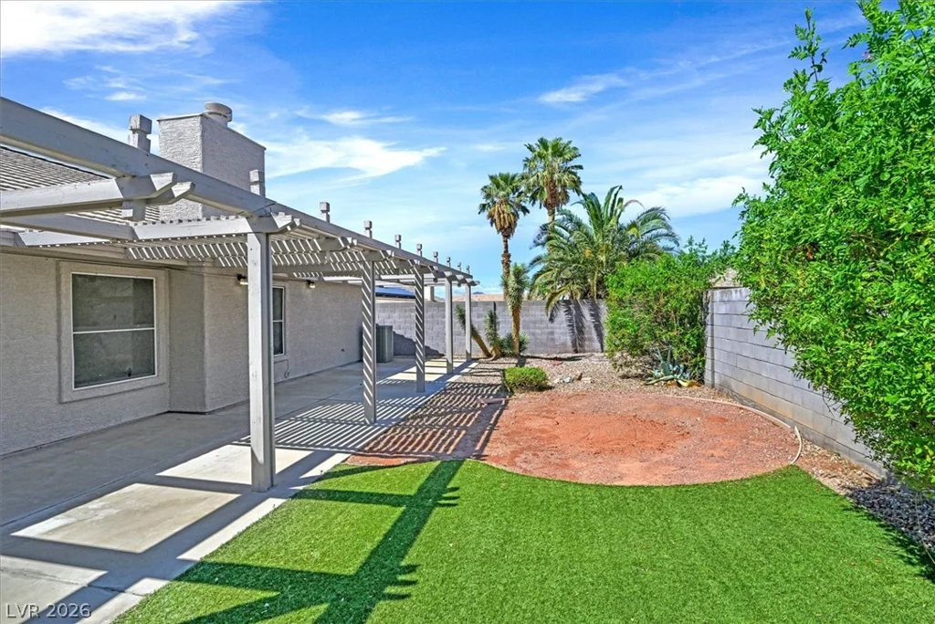 460 Como, Henderson, NV 89015
