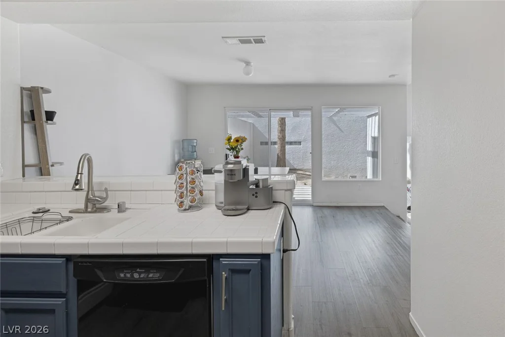 3481 Creek River, Las Vegas, NV 89129