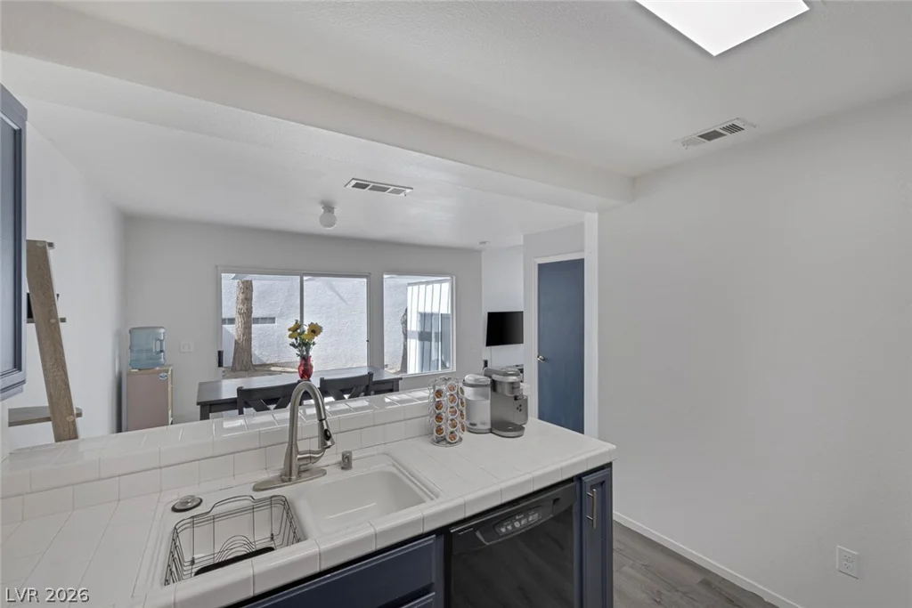 3481 Creek River, Las Vegas, NV 89129