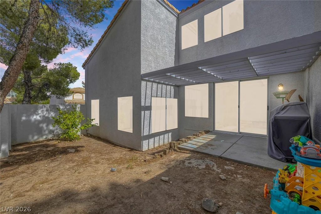 3481 Creek River, Las Vegas, NV 89129