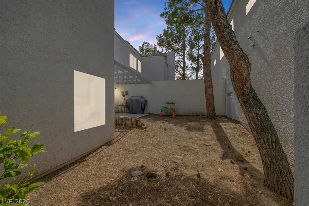 3481 Creek River, Las Vegas, NV 89129