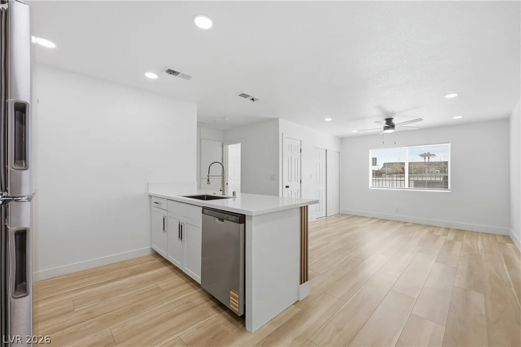 488 Albert, Las Vegas, NV 89119