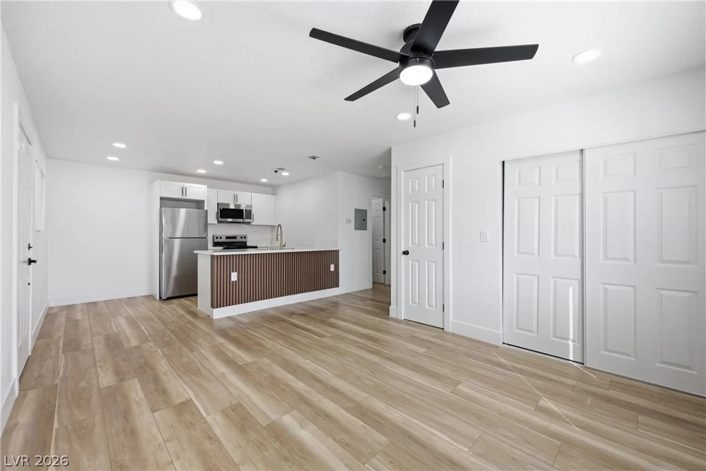 488 Albert, Las Vegas, NV 89119