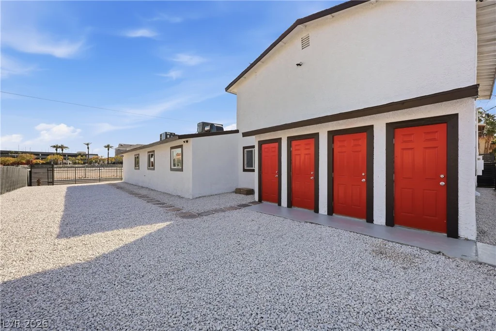 488 Albert, Las Vegas, NV 89119