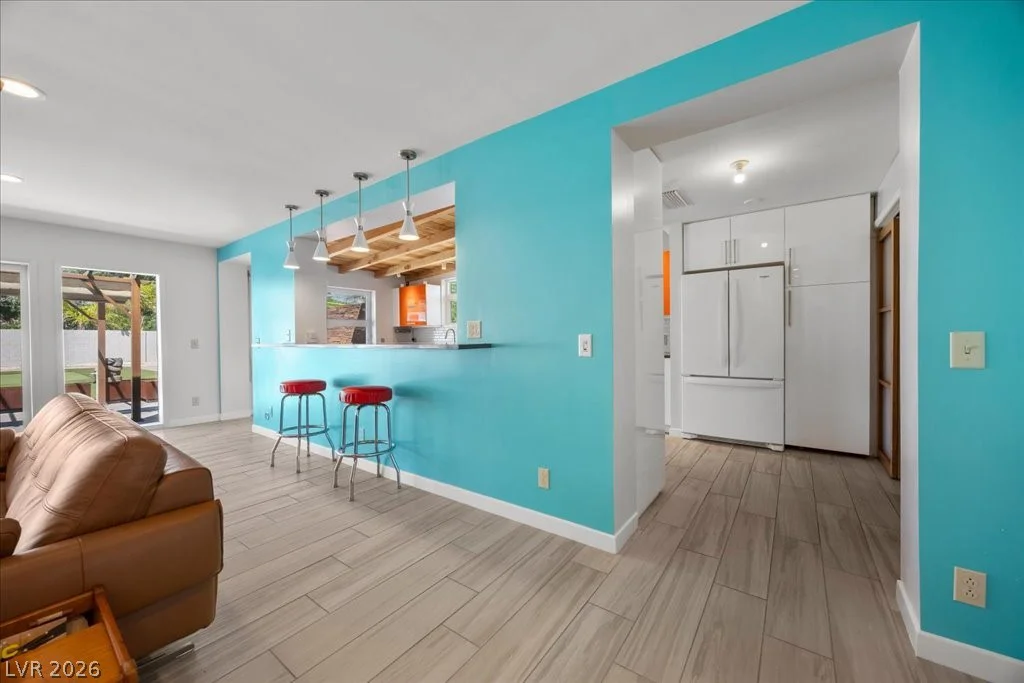 4016 Vegas, Las Vegas, NV 89108