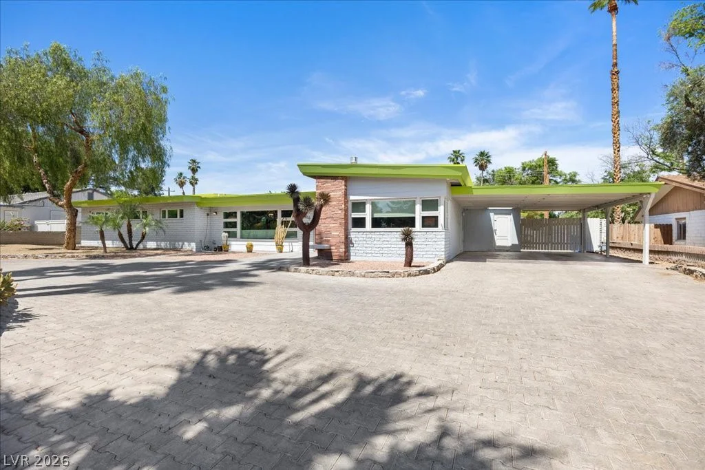 4016 Vegas, Las Vegas, NV 89108