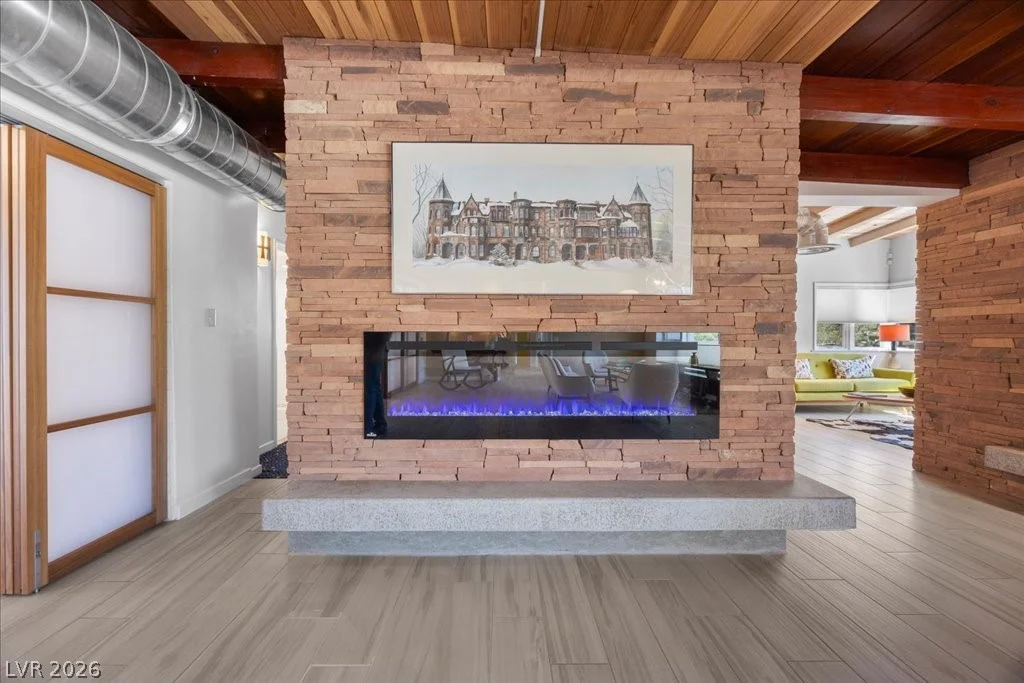 4016 Vegas, Las Vegas, NV 89108