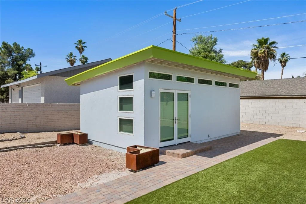 4016 Vegas, Las Vegas, NV 89108